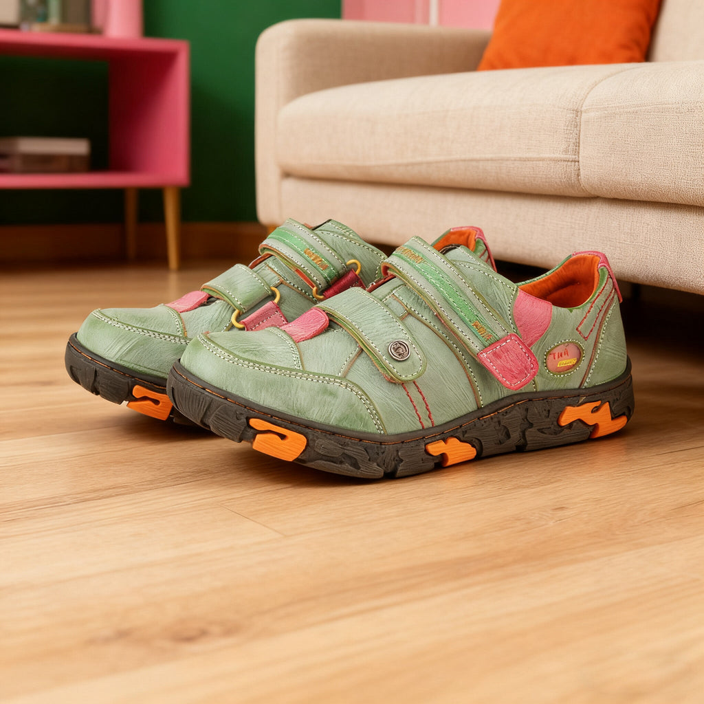 When Retro Workwear Meets Color-Blocking Trend, This Velcro Casual Shoe Lets You Own a Style Buff When Going Out 🎨