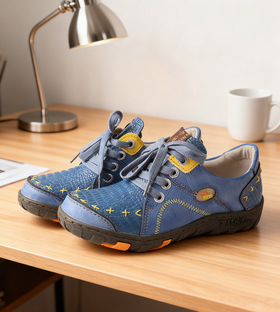Vintage Craft Meets Personality Design: Why This Blue Shoe Captivates Trendsetters at First Glance😎
