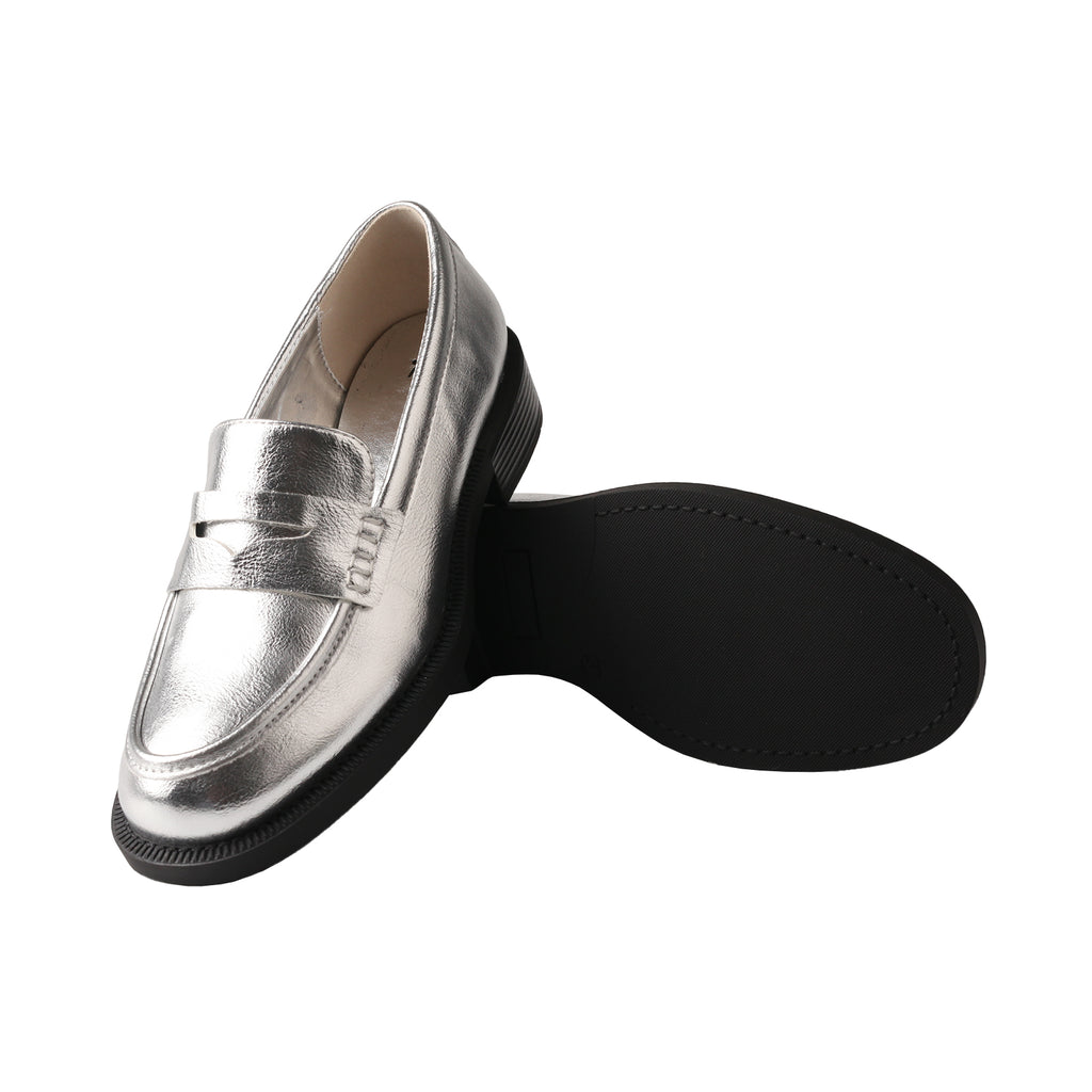 TMA EYES Women's Shiny Silver Loafers - Classic and Fashion Slip-On Low Heel Shoes Anti-Slip Versatile Leather Shoes