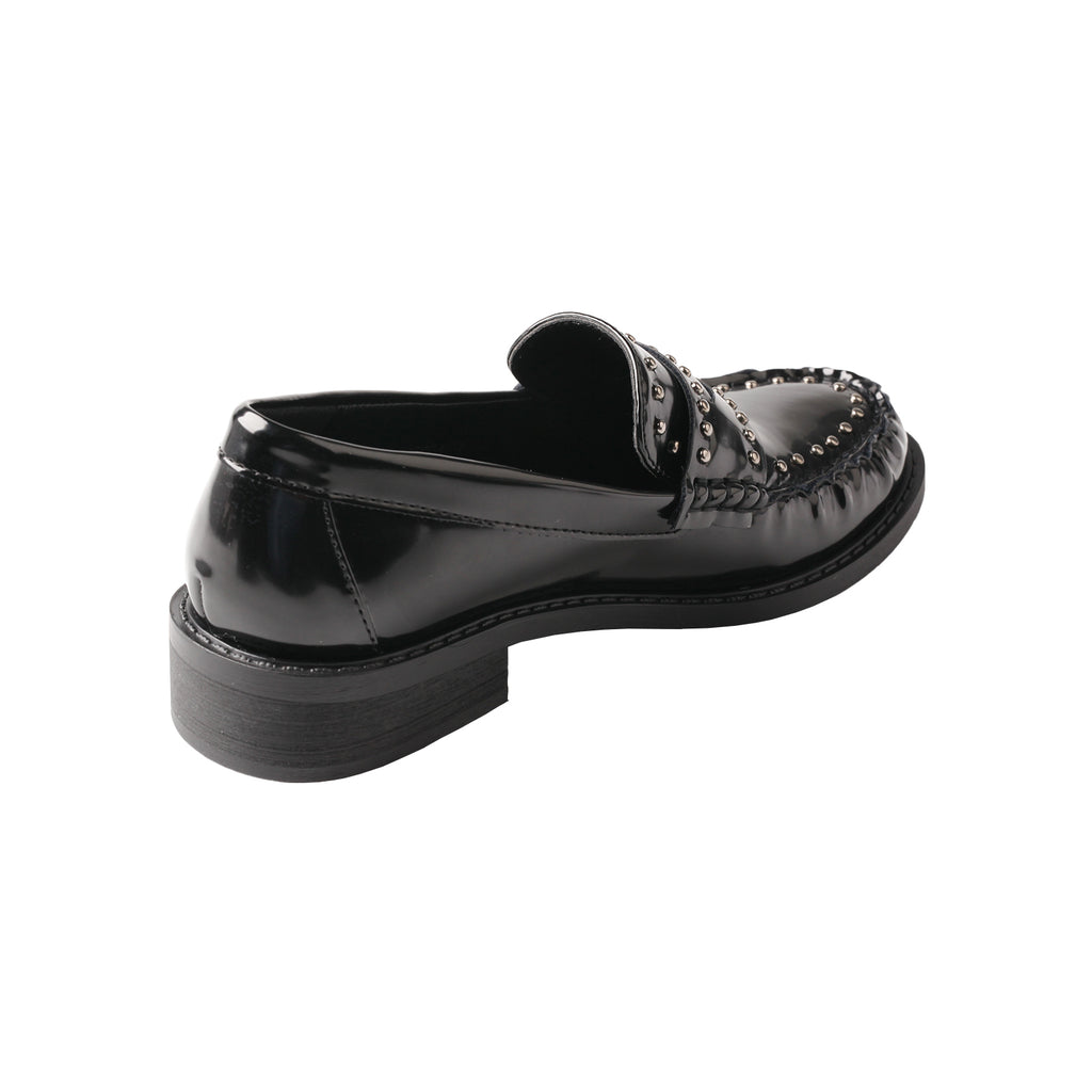 TMA EYES Chic Pointed-Toe Loafer for Women –  Slip-on Patent Leather Shoes With Rivet Decoration